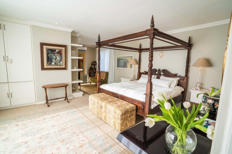 To Let 4 Bedroom Property for Rent in Sunset Links Western Cape